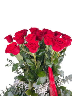 Alternative view of Ramo de Rosas Terrassa SJ